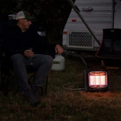 GASMATE CH203 PORTABLE BUTANE GAS CAMPING CAMP OUTDOOR TENT HEATER INCLUDES HOSE -OZtrail Shop BH2032 87892.1618909557.1280.1280